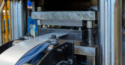 Mechanical vs. Hydraulic Press: From Cost to Compatibility
